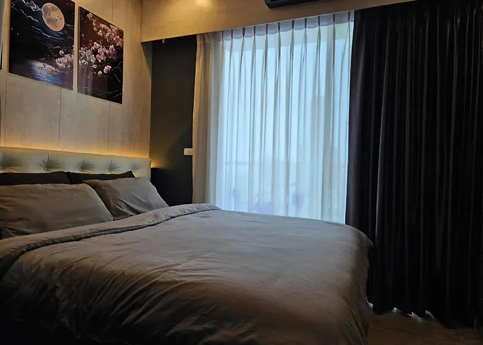 Free Airport Pick Up ! 12th Floor Cozy Room, 5 Mins Walk To Iconsiam & Bts アパートホテル