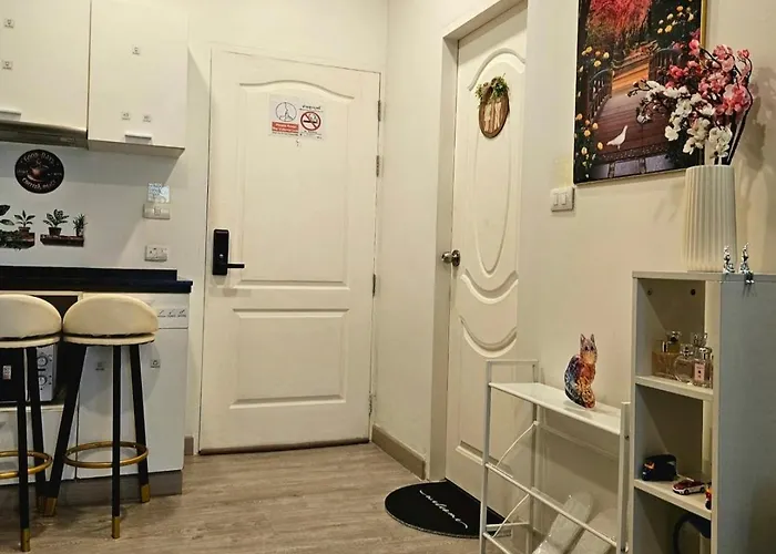 アパートホテル Free Airport Pick Up ! 12th Floor Cozy Room, 5 Mins Walk To Iconsiam & Bts バンコク都